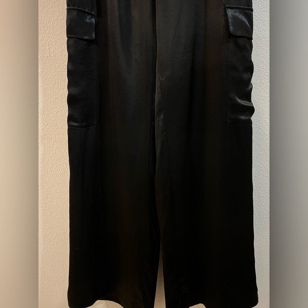Zara satin silk like black wide leg cargo pants size medium - Picture 7 of 10
